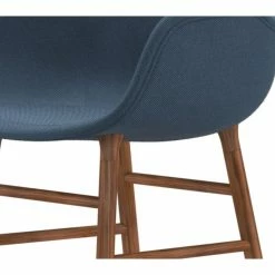 Normann Copenhagen Normann Form Walnut Lehnstuhl Textil-gepolstert Breeze Fusion - H 80 X B 56 X T 52 Cm - Blue 4602 -qeeboo shop unnamed file 1488