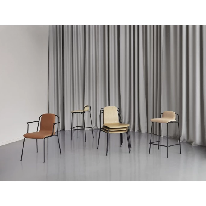 Normann Copenhagen Studio Armchair Stuhl - H 81 x L 60 x D 57,5 cm - Sitzhöhe 44 cm - Brown Normann Copenhagen Studio Armchair Stuhl - H 81 X L 60 X D 57,5 Cm - Sitzhöhe 44 Cm - Brown -qeeboo shop unnamed file 1717
