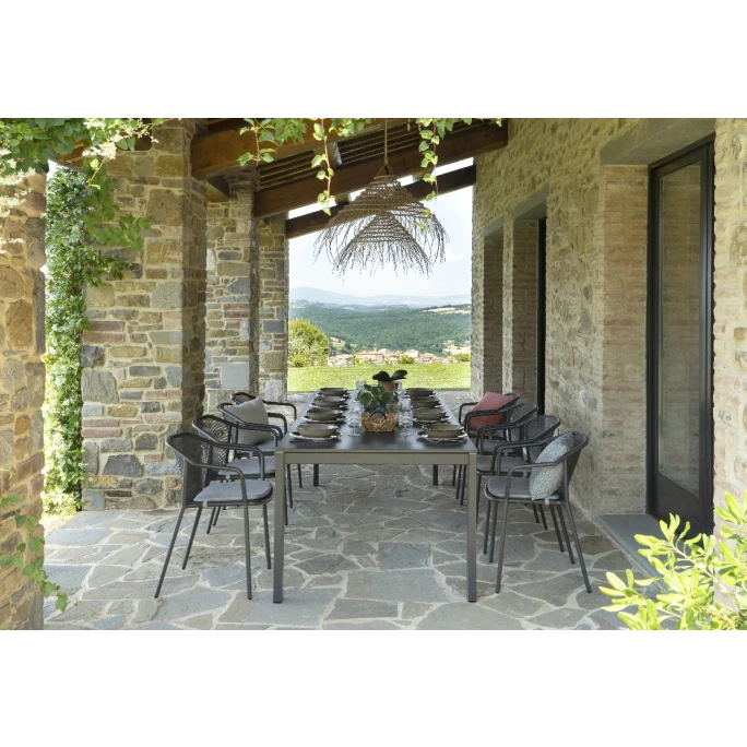 emu DARWIN Armlehnstuhl 4er Set - 4 Stühle à 77 x 60 x 55 cm - schwarz Emu DARWIN Armlehnstuhl 4er Set - 4 Stühle à 77 X 60 X 55 Cm - Schwarz -qeeboo shop unnamed file 222