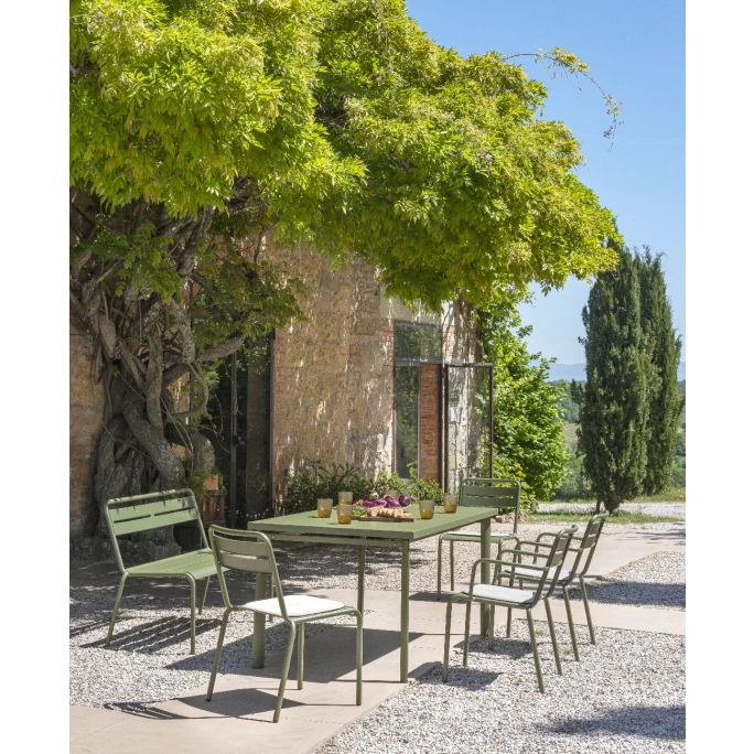 emu STAR Armlehnstuhl 2er Set - 2 Stühle à 81 x 58 x 61 cm - militärgrün Emu STAR Armlehnstuhl 2er Set - 2 Stühle à 81 X 58 X 61 Cm - Militärgrün -qeeboo shop unnamed file 2728