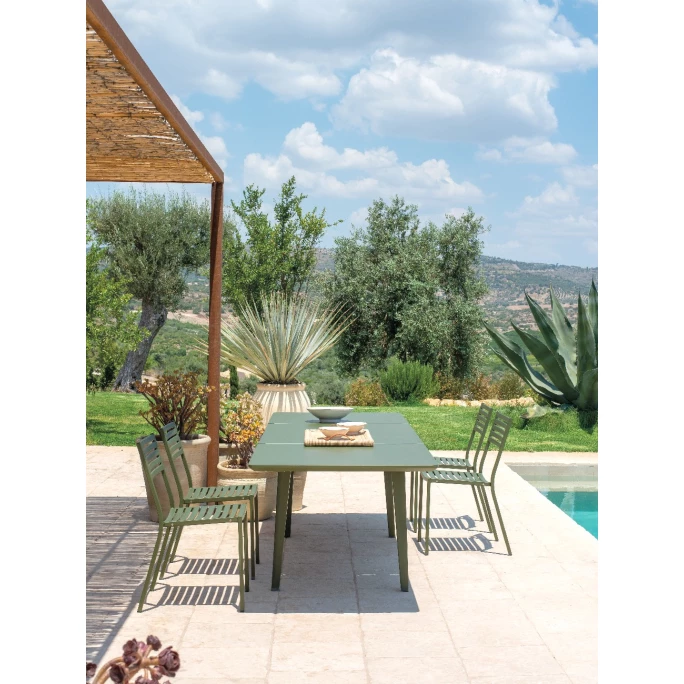 emu SEGNO Stuhl 4er Set - 4 Stühle à 84 x 45 x 53 cm - militärgrün Emu SEGNO Stuhl 4er Set - 4 Stühle à 84 X 45 X 53 Cm - Militärgrün -qeeboo shop unnamed file 2790