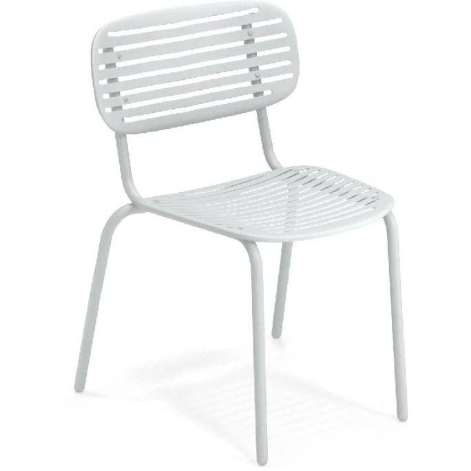 emu MOM Stuhl 4er Set - 4 Stühle à 76 x 53 x 56 cm - eisweiß Emu MOM Stuhl 4er Set - 4 Stühle à 76 X 53 X 56 Cm - Eisweiß -qeeboo shop unnamed file 3087