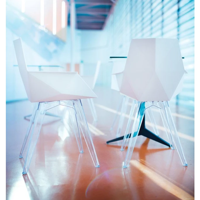 Vondom FAZ Stühle mit Armlehnen - 4er Set - 4er Set - 57x50x80 cm - broncefarben Vondom FAZ Stühle Mit Armlehnen - 4er Set - 4er Set - 57x50x80 Cm - Broncefarben -qeeboo shop unnamed file 3409