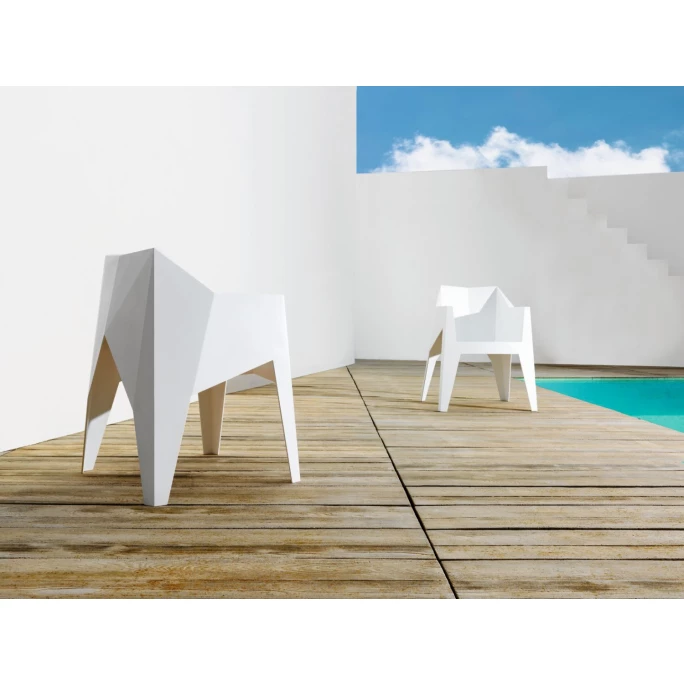 Vondom VOXEL Stuhl mit Armlehnen - 4er Set - 4er Set - 63x60x80 cm - schwarz Vondom VOXEL Stuhl Mit Armlehnen - 4er Set - 4er Set - 63x60x80 Cm - Schwarz -qeeboo shop unnamed file 3674