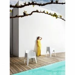 Vondom VOXEL Stuhl Mit Armlehnen - 4er Set - 4er Set - 63x60x80 Cm - Schwarz 5 Vondom VOXEL Stuhl Mit Armlehnen - 4er Set - 4er Set - 63x60x80 Cm - Schwarz -qeeboo shop unnamed file 3676