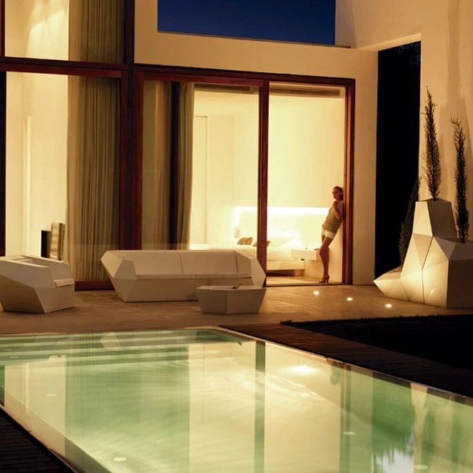 Vondom FAZ Lounge Sessel - 120x100x70 cm - eis Vondom FAZ Lounge Sessel - 120x100x70 Cm - Eis -qeeboo shop unnamed file 4599