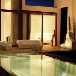 Vondom FAZ Lounge Sessel - 120x100x70 Cm - Eis + Weißem LED -qeeboo shop unnamed file 4645