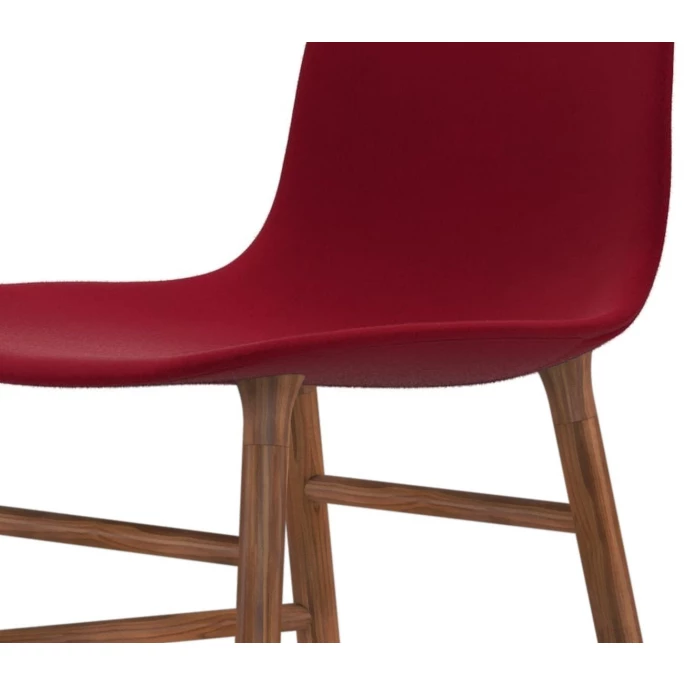 Normann Form Walnut Stuhl Textil-gepolstert fame - H 80 x B 48 x T 52 cm - red 64089 Normann Copenhagen Normann Form Walnut Stuhl Textil-gepolstert Fame - H 80 X B 48 X T 52 Cm - Red 64089 -qeeboo shop unnamed file 836